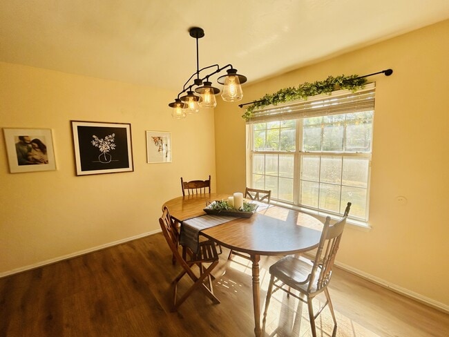 Photo - 1312 Concord Ln