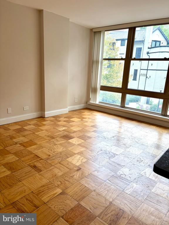 1260 21st St NW Unit 301
