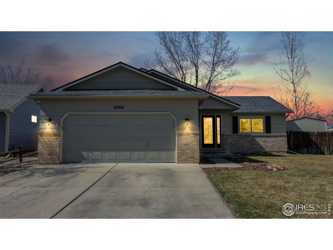 Building Photo - 2466 Sunstone Dr Rental