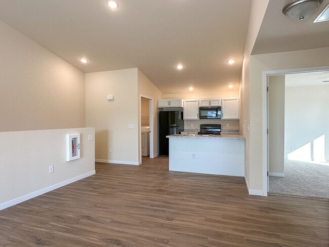 SCS Rothschild Apartment Community