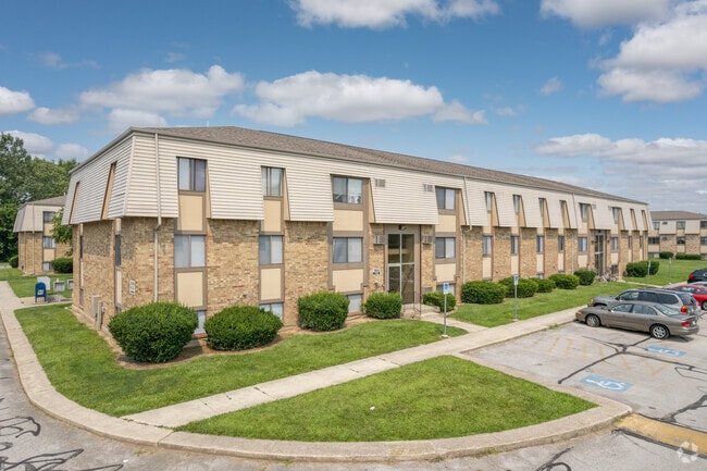 Ross Park Apartments - Ross Park Apartments