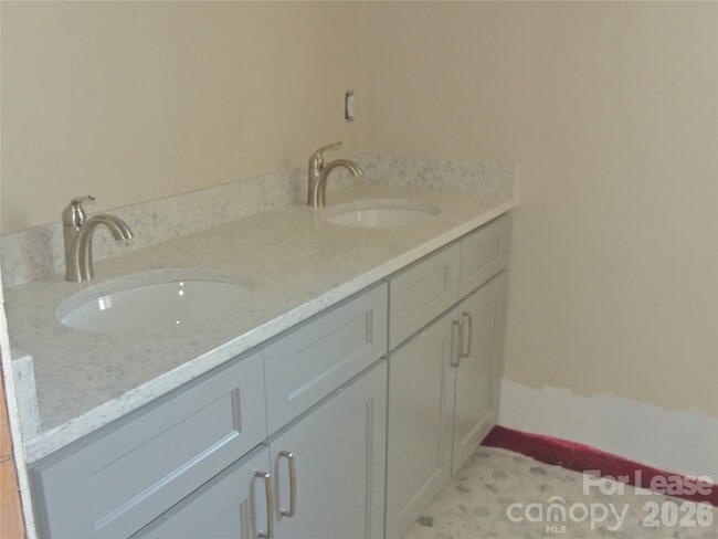 Photo - 125 Central St