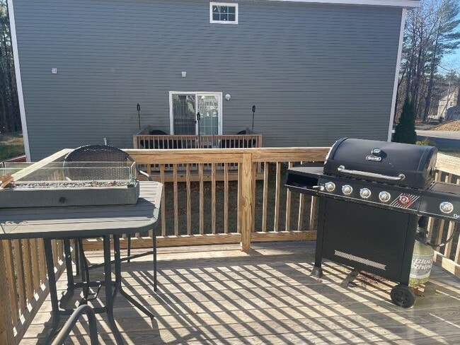 Photo - 28 Campbell Dr Unit B