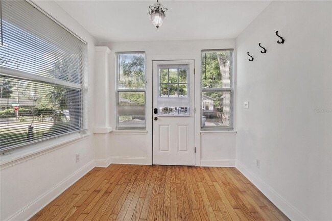 Photo - 6703 N Elizabeth St Unit 1