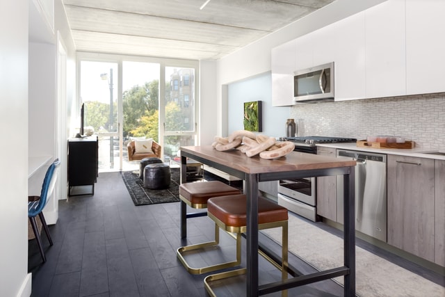 Photo - 1640 W Division St Unit 1301