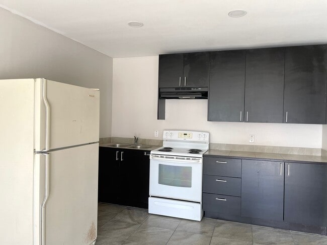 Photo - 3206 Hill Crest Dr