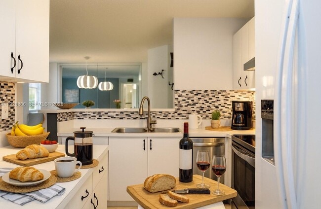 Photo - 19601 E Country Club Dr Unit 7202