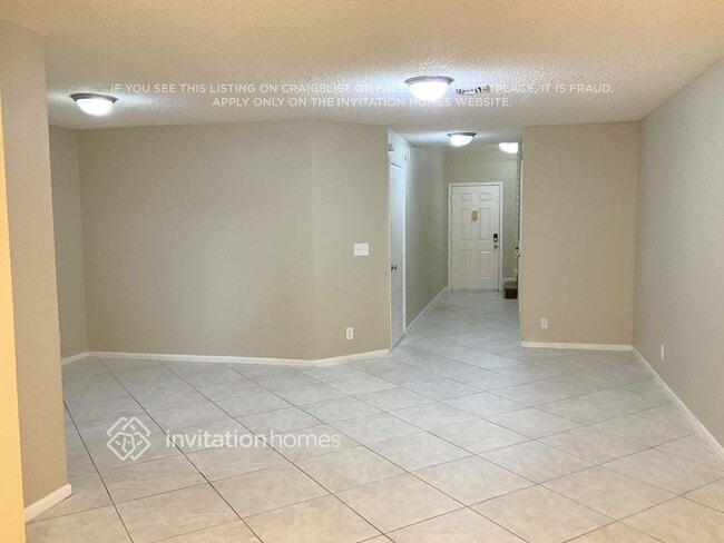 Photo - 2069 Discovery Cir E