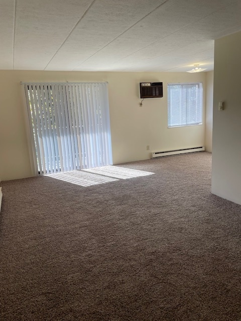 Photo - Putter Apartments