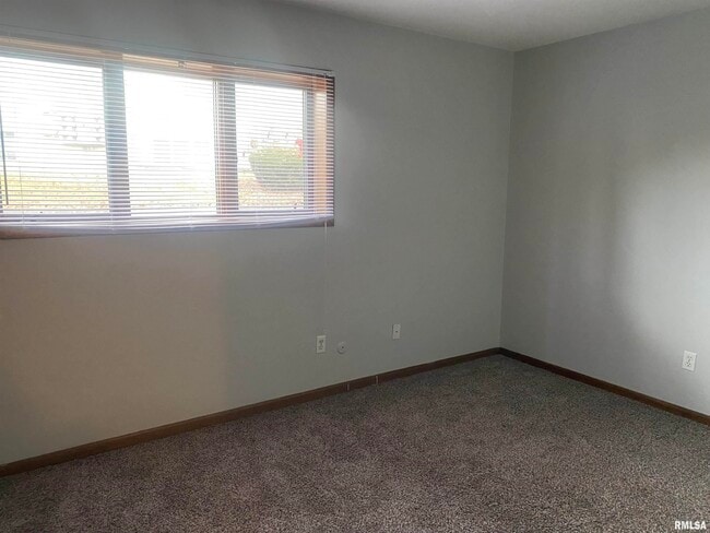 Photo - 3240 Parkwild Dr Unit 1C