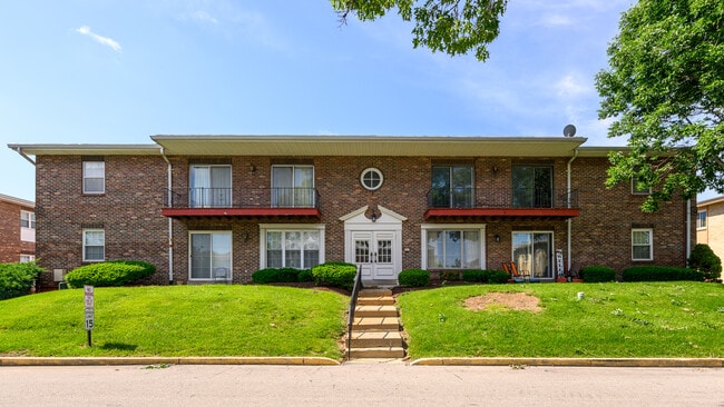 Building Photo - 10316 Forest Brook Ln Unit #1C