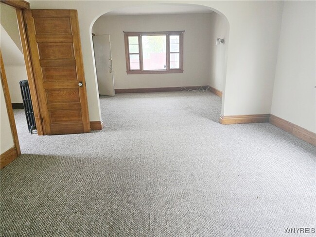 Photo - 194 Cass Ave