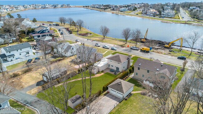 Photo - 606 North Blvd