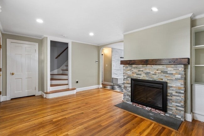 Photo - 140 Lowell St