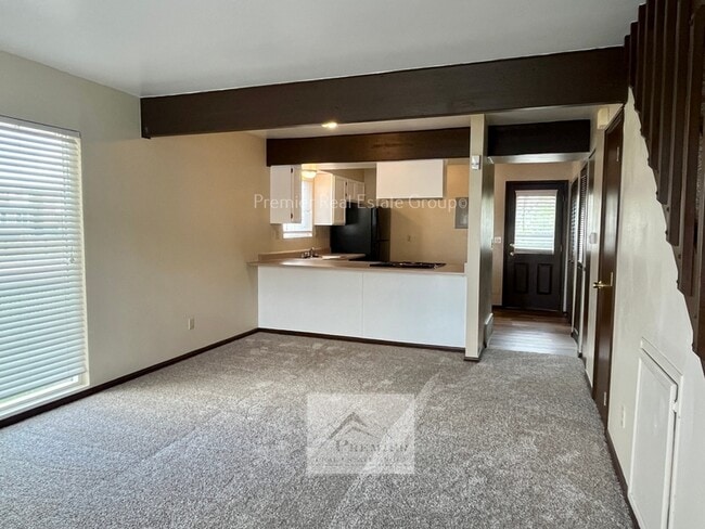 2437 Cherokee Park Pl