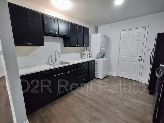 Photo - 7909 Southfield Dr