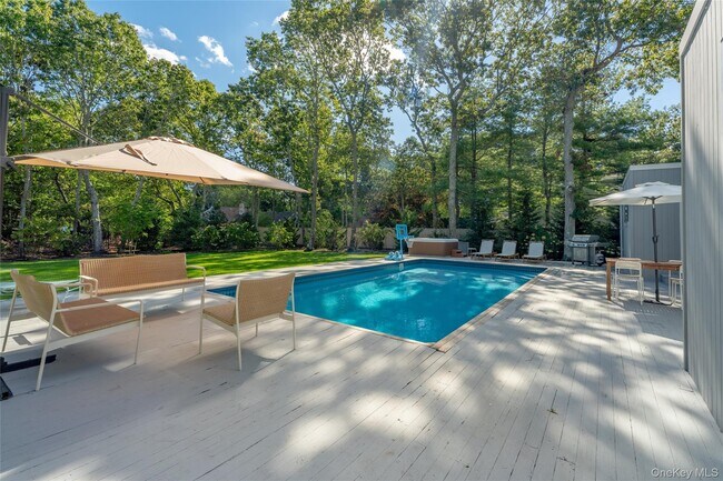 Photo - 26 Wintergreen Way