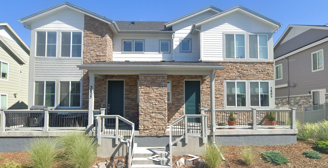 Stunning 4-Bedroom Duplex in Desirable Alp... - Stunning 4-Bedroom Duplex in Desirable Alp...