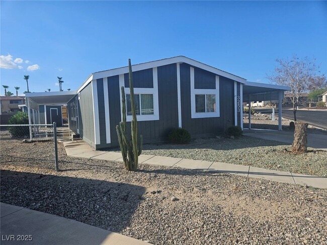 Building Photo - 3253 Calanda St Rental