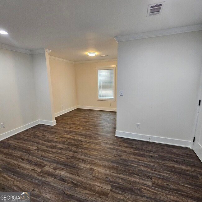 Photo - 438 Griffin St NW