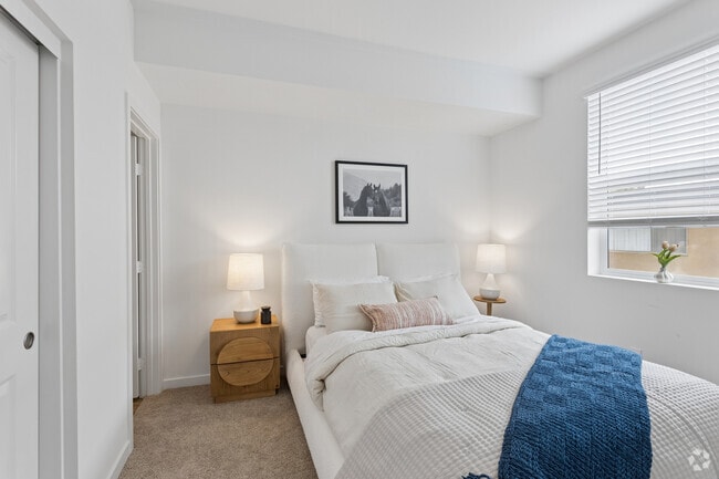 3BR, 2BA - 1,076SF - Primary Bedroom