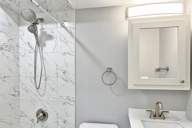 Studio - 37 Rockford Ave.