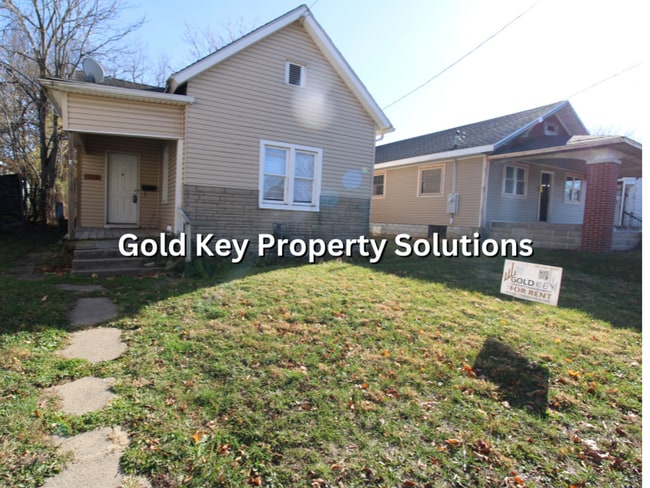 Building Photo - MUNCIE 3 BR 1 BA House with New Appliances (NO SECTION 8)