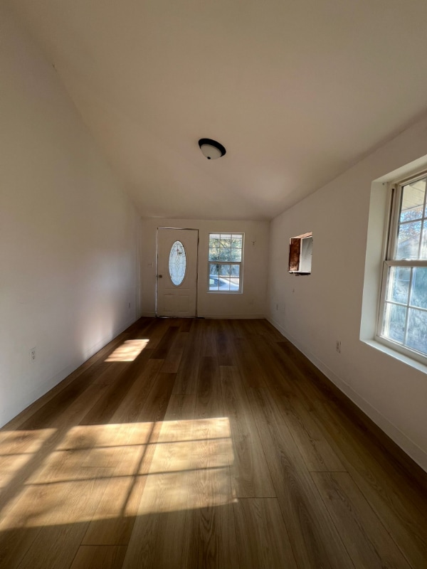 Building Photo - 1103 Dunbar St Rental