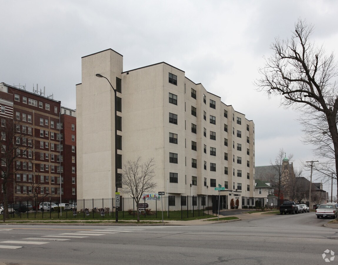 Photo - Mid City Towers II Apartments