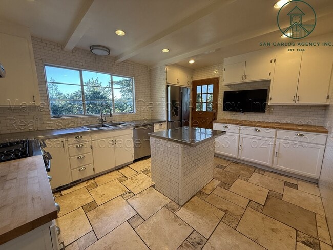 Photo - Charming Three Bedroom Hatton Fields Home