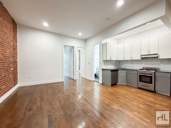 Photo - BEDFORD AVENUE / Bedford-Stuyvesant 2-Bed 1-Bath Unit B3