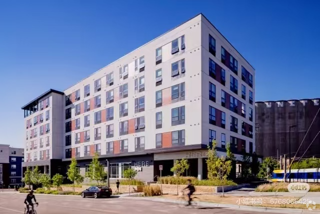 Building Photo - 2813 4th St SE Unit 437 Rental