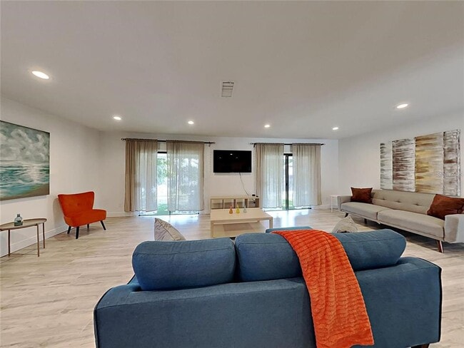 Photo - 7326 Lake Floy Cir