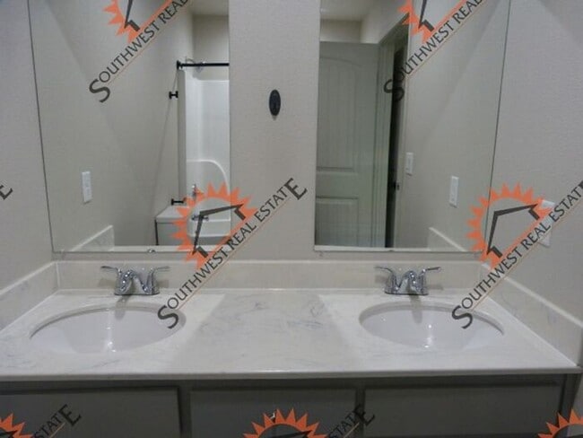 Photo - Modern 2 BED 2 BATH apartments- ALL BILL'S PAID