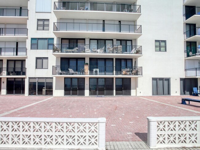 Photo - 3456 S Ocean Blvd Unidad 1020