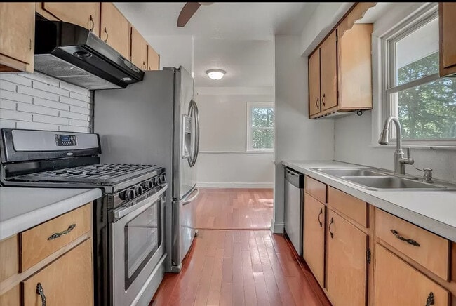 Photo - 14506 Wildcrest Rd