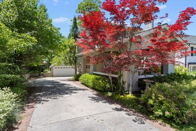 Photo - 1442 Federal Way