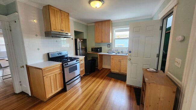 Building Photo - 45 E George St Unit #1