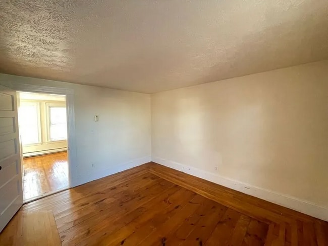 Photo - 214 Kelley St Unit 4