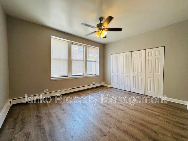 5657 W Washington Blvd Unit 2s