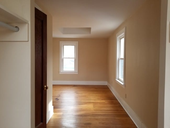 Master bedroom, private from other bedrooms - 1604 S Geddes St Unit 2nd Floor