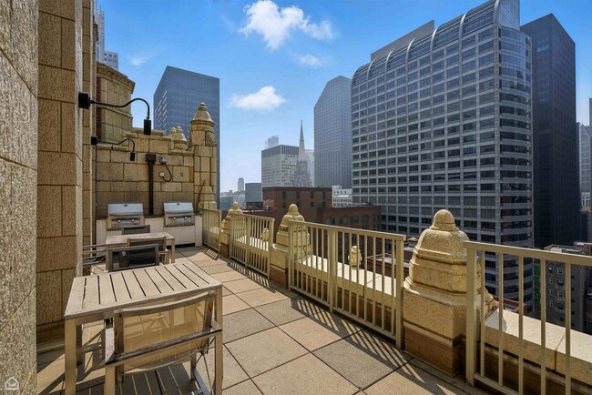 Randolph Tower City Apartments