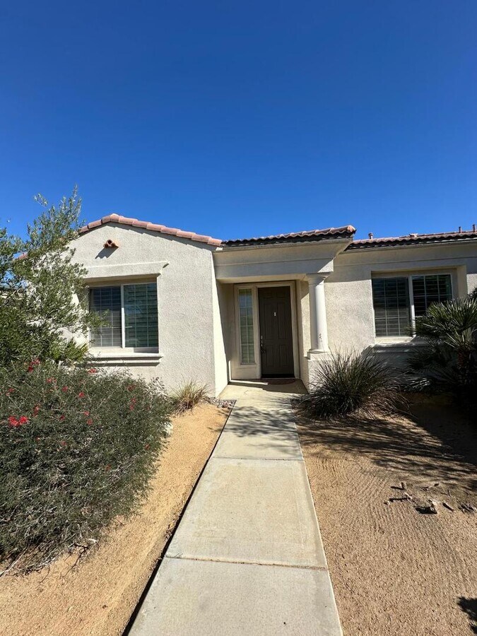 Photo - 110 Francesca Ct