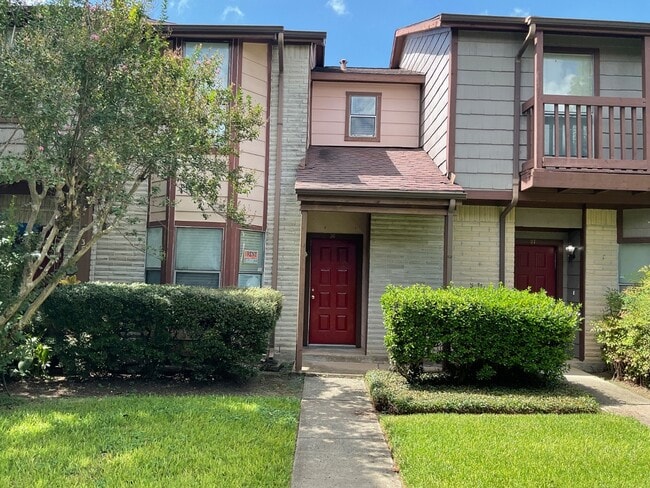 Photo - 12400 Brookglade Cir