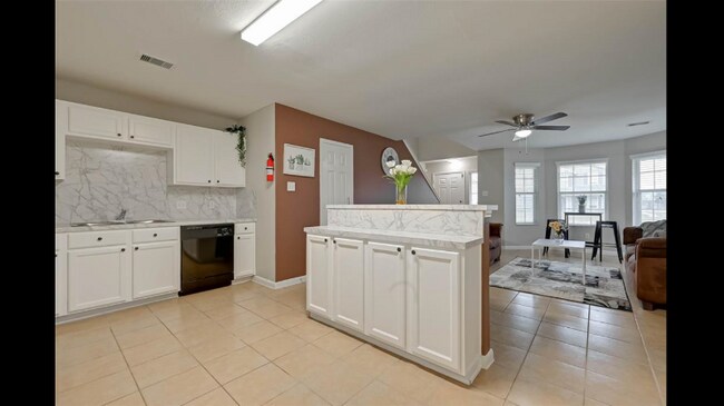 Photo - 23326 High Point St