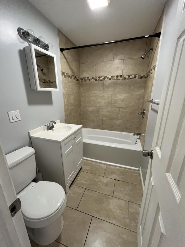 Photo - 113 Morris St