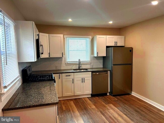 Photo - 1063 Tanyard Rd