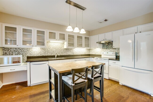 Photo - 11658 Lakeside Park Dr Unit 313