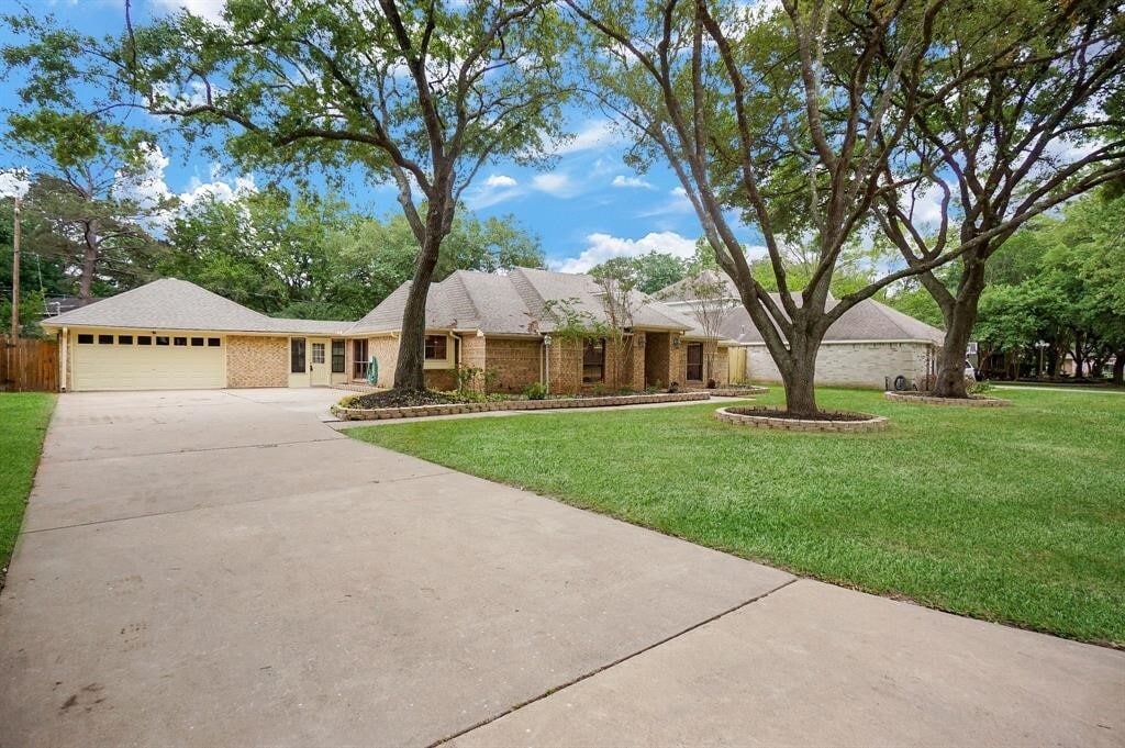 Photo - 2918 E Elm Cir