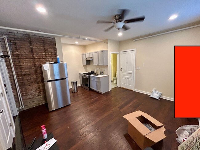 Photo - 735 E 88th St Unidad 2R